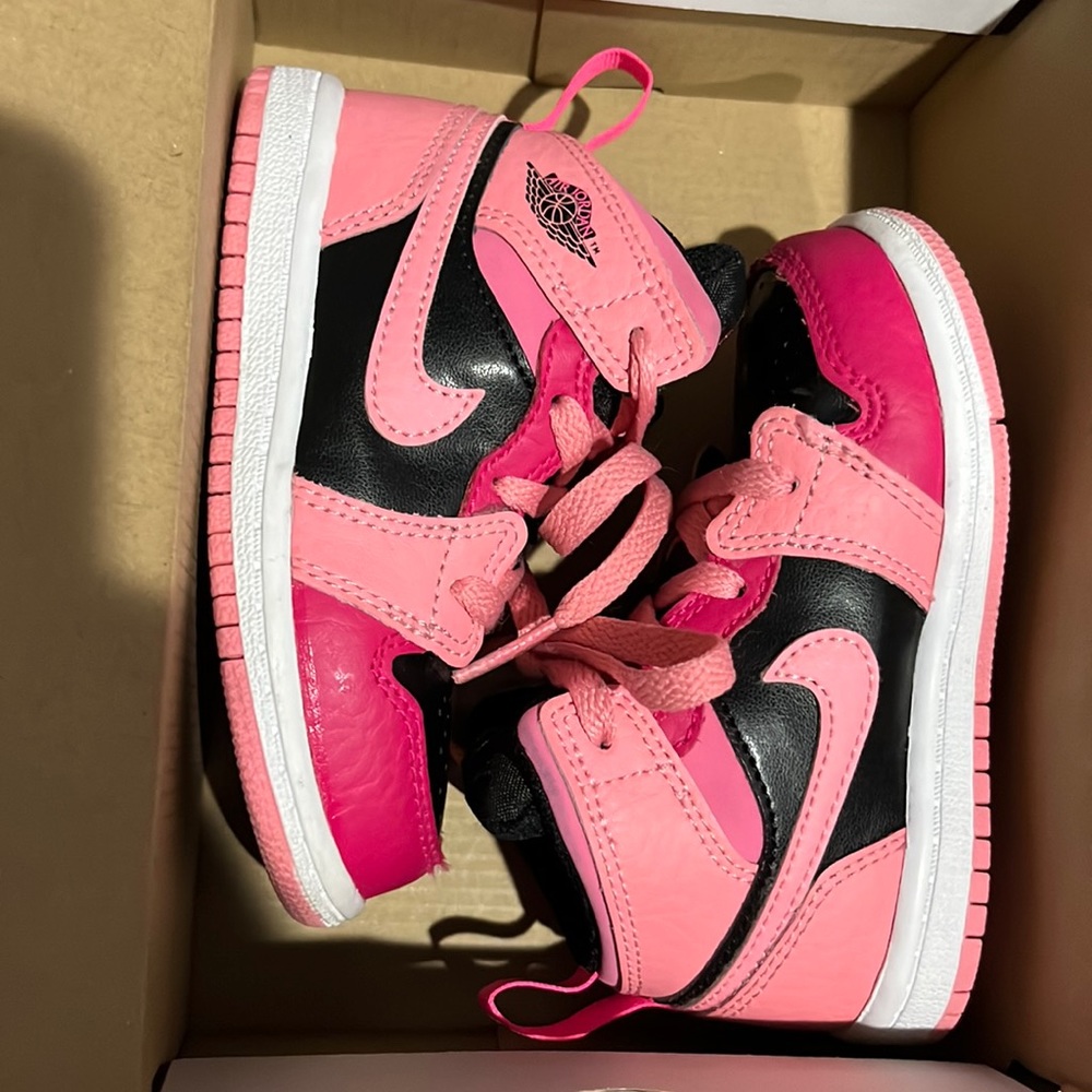 Toddler Jordan 1